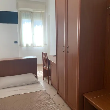 Szálloda Trocadero - Koolibry Cervia