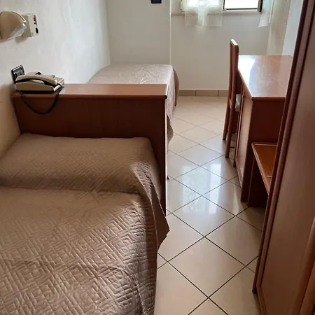 Trocadero - Koolibry Szálloda 3*