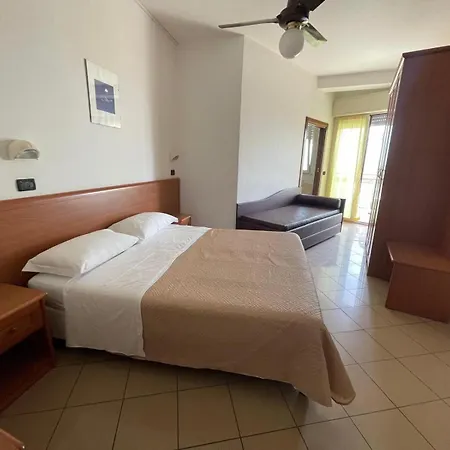 Szálloda Trocadero - Koolibry 3*