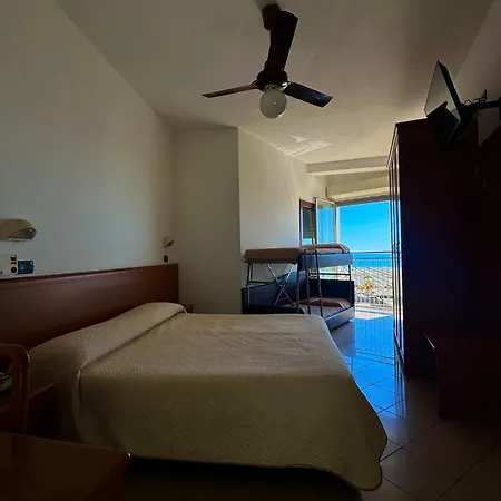 Hotel Trocadero - Koolibry Cervia