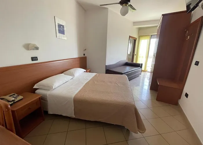 Hotel Trocadero - Koolibry 3*